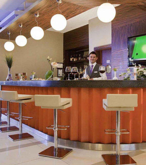 NOVOTEL 3